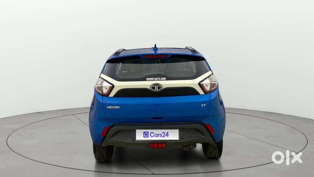 Tata Nexon 1.2 Revotron Xt, 2018, Petrol