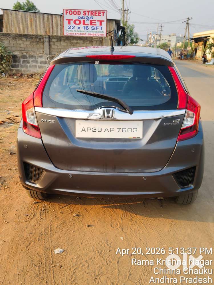 Honda Jazz 1.2 V I Vtec Privilege, 2019, Petrol