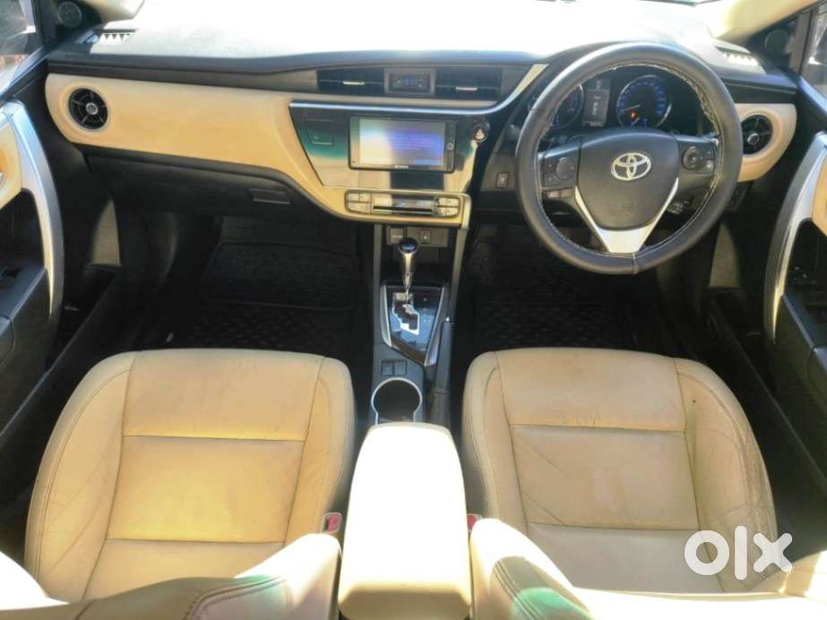 Toyota Corolla Altis 2013-2017 Vl At, 2017, Petrol