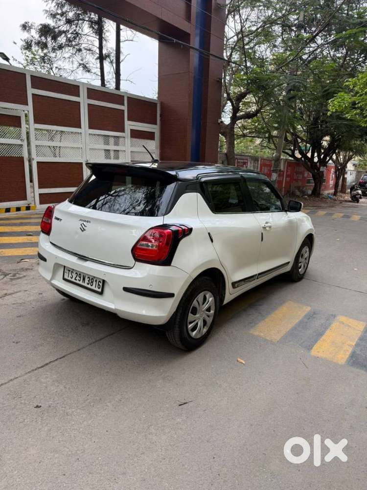 Maruti Suzuki Swift Vvt Vxi, 2021, Petrol