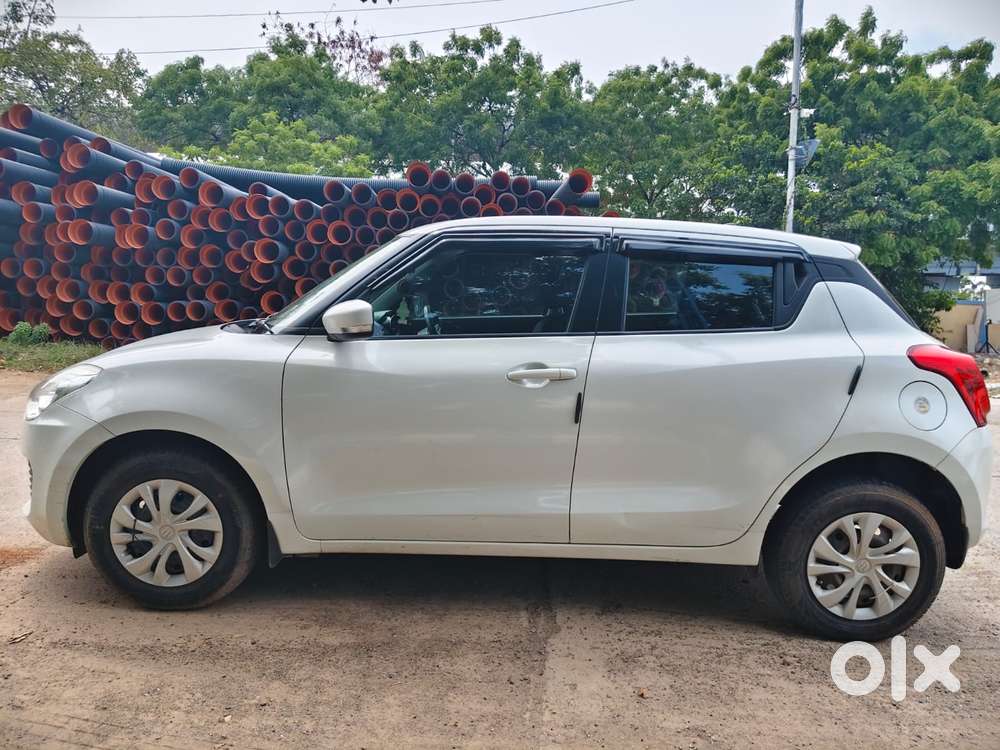 Maruti Suzuki Swift Vxi + Manual, 2020, Petrol