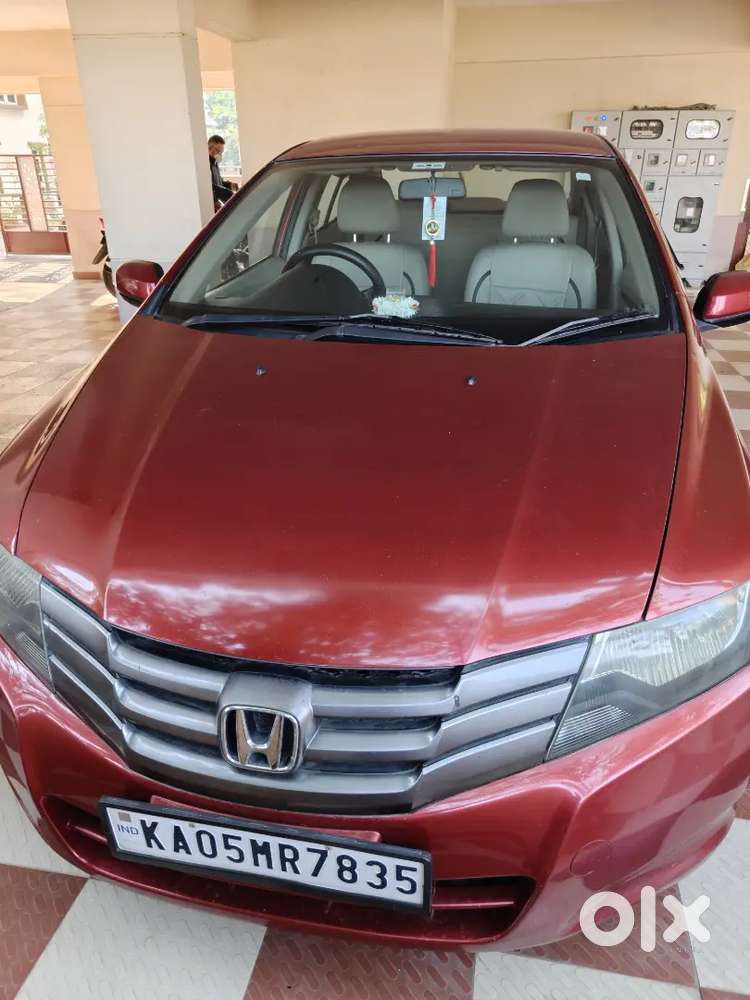 Car Is In Good Condition And Well Maintained.