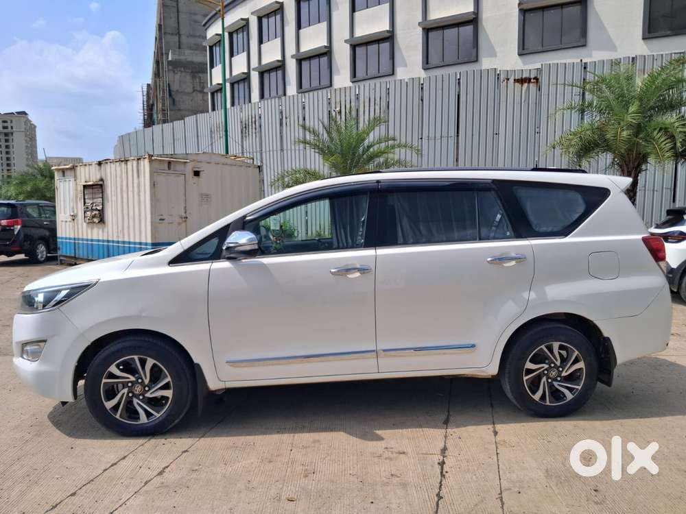 Toyota Innova Crysta 2.4 G Mt 7 Str, 2017, Diesel