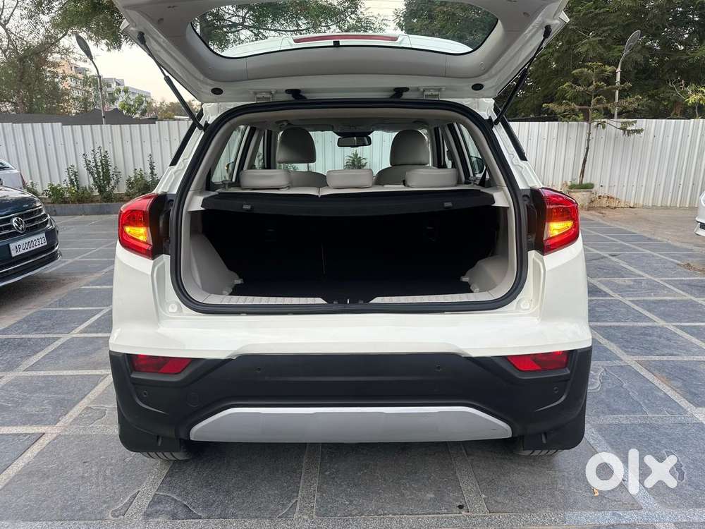 Mahindra Xuv300 W8 Option, 2019, Petrol