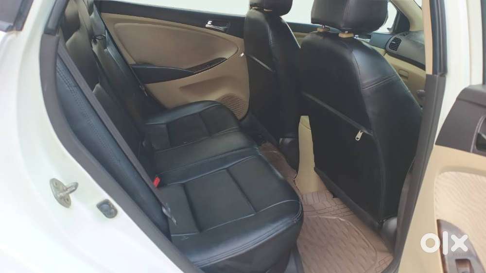 Hyundai Verna Vtvt 1.6 At Ex, 2013, Petrol