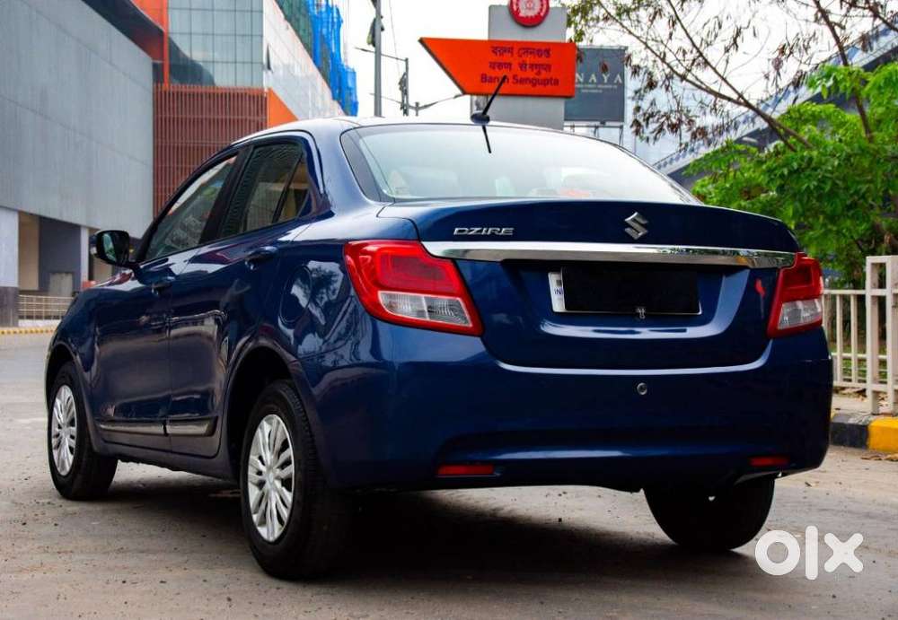 Maruti Suzuki Dzire 1.2 Vxi Amt, 2021, Petrol