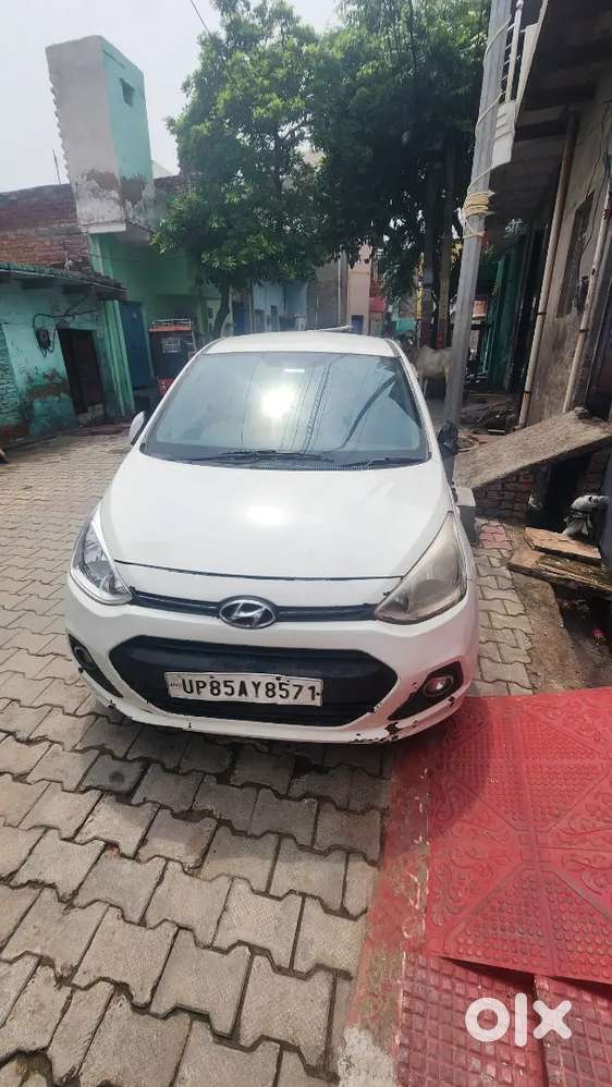 Hyundai Grand I10 2017 Diesel 130000 Km Driven