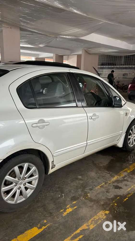 Maruti Suzuki Sx4 2011