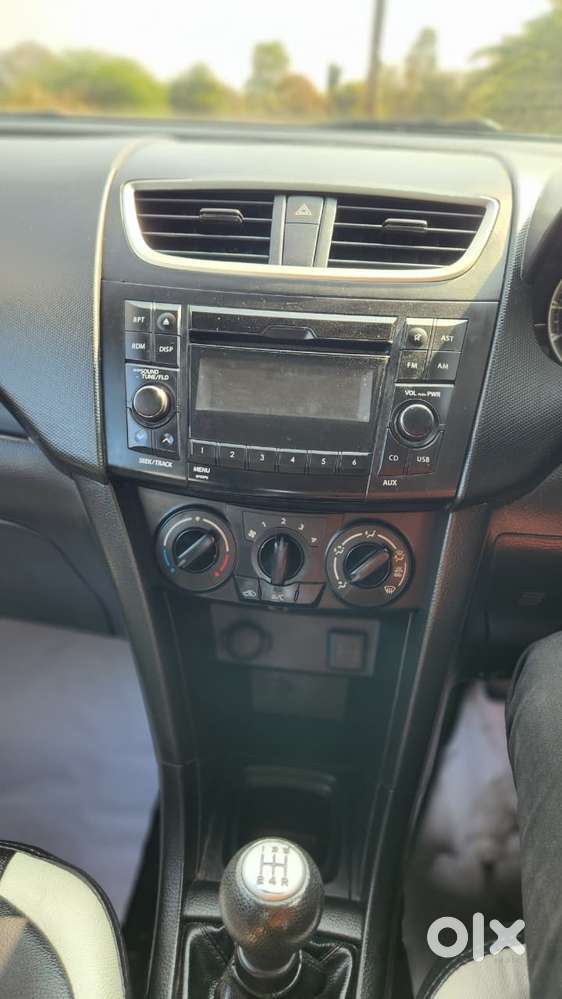 Maruti Suzuki Swift Vxi, 2016, Petrol