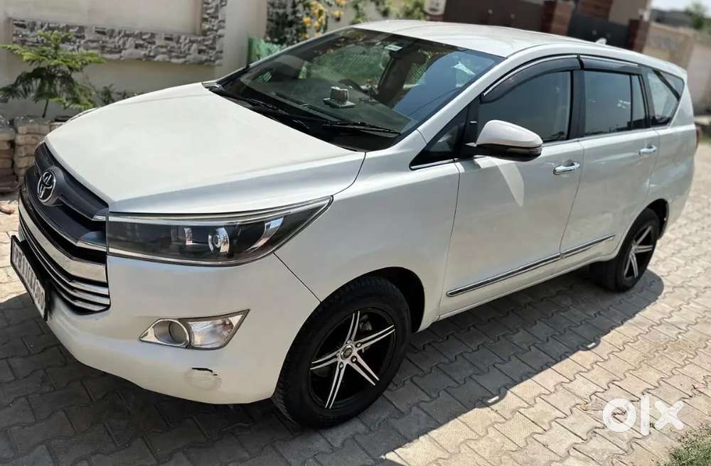 Toyota Innova Crysta 2017 Diesel Good Condition