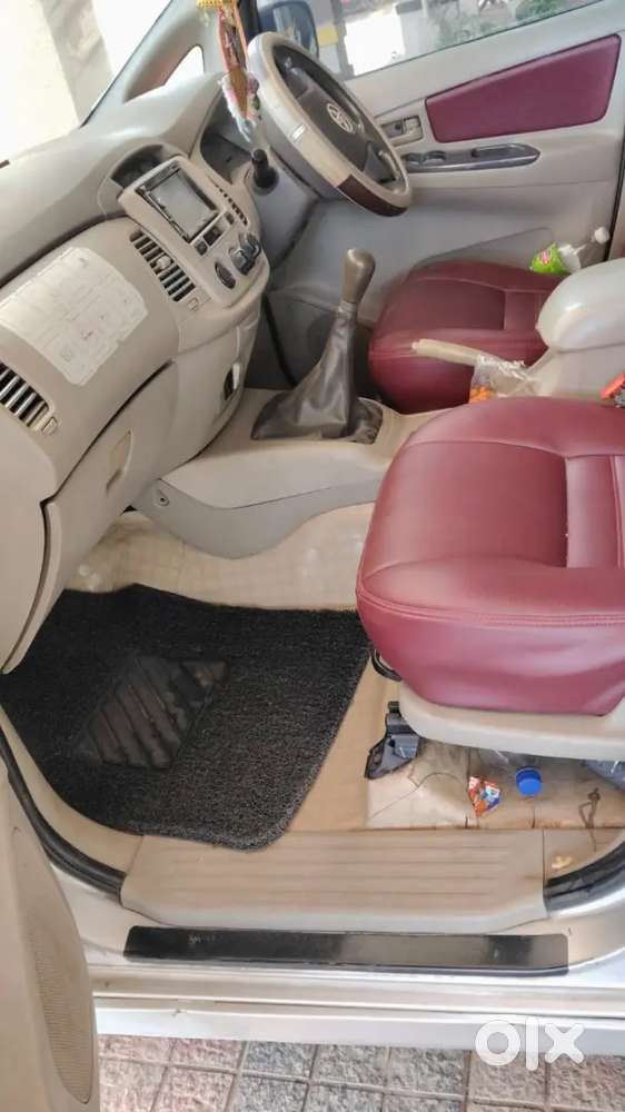 Toyota Innova 2012 Diesel Well Maintained