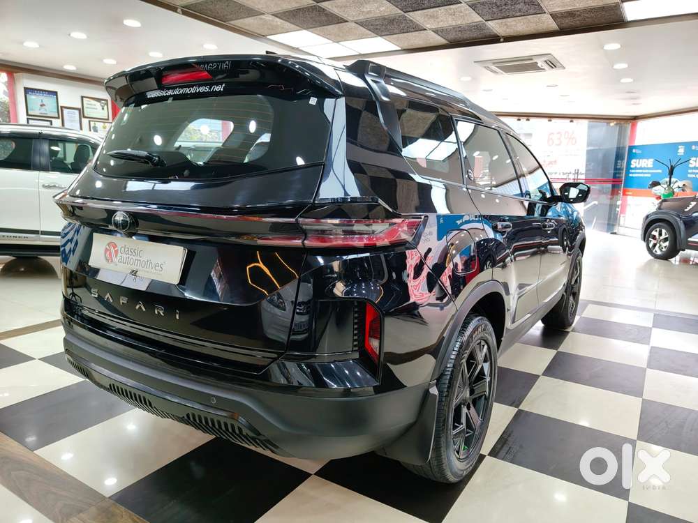Tata Safari Accomplished Plus Dark Edition, 2024, Diesel