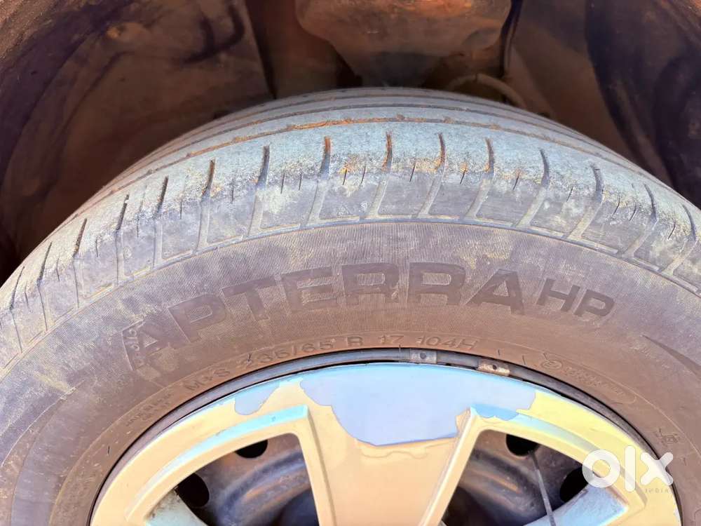 Mahindra Xuv500 2016 Diesel 137718 Km Driven