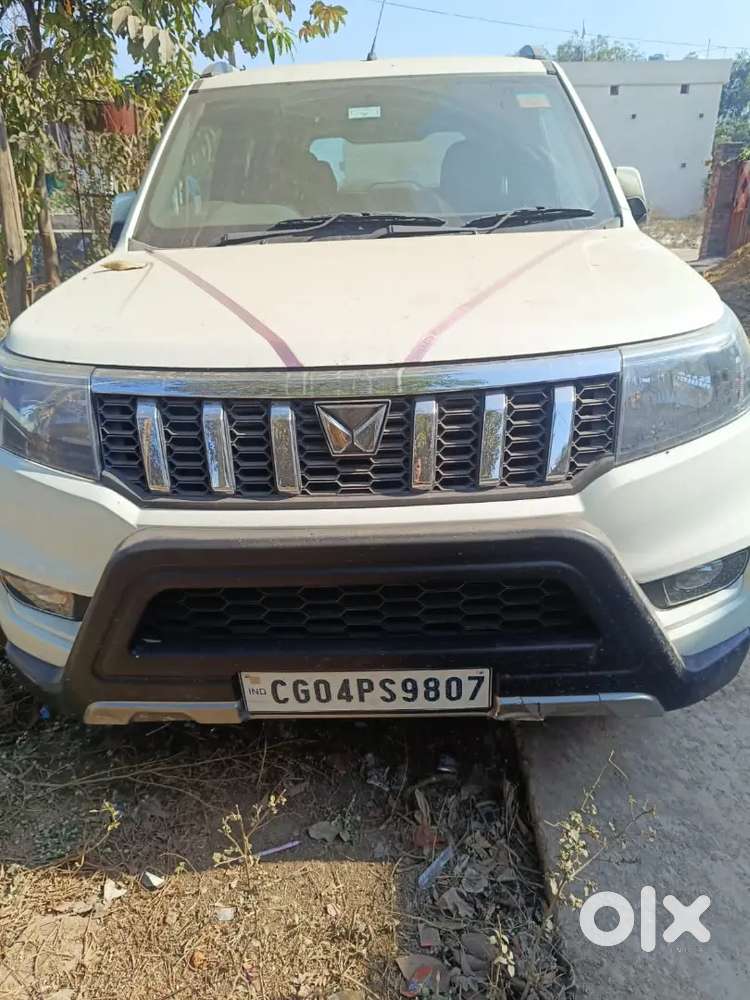 Mahindra Bolero Neo 10