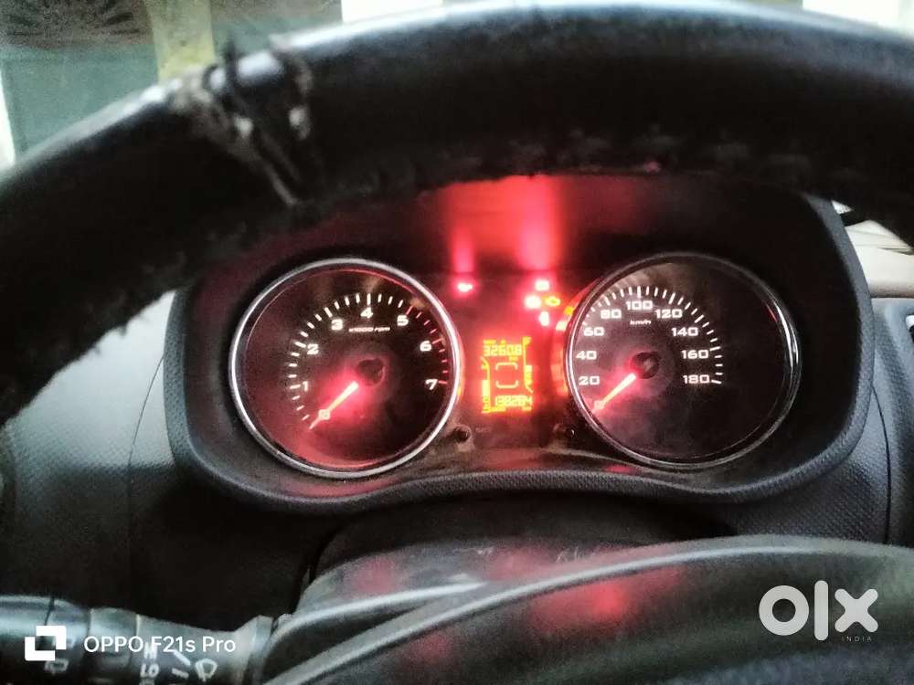 Mahindra Tuv 300 2017