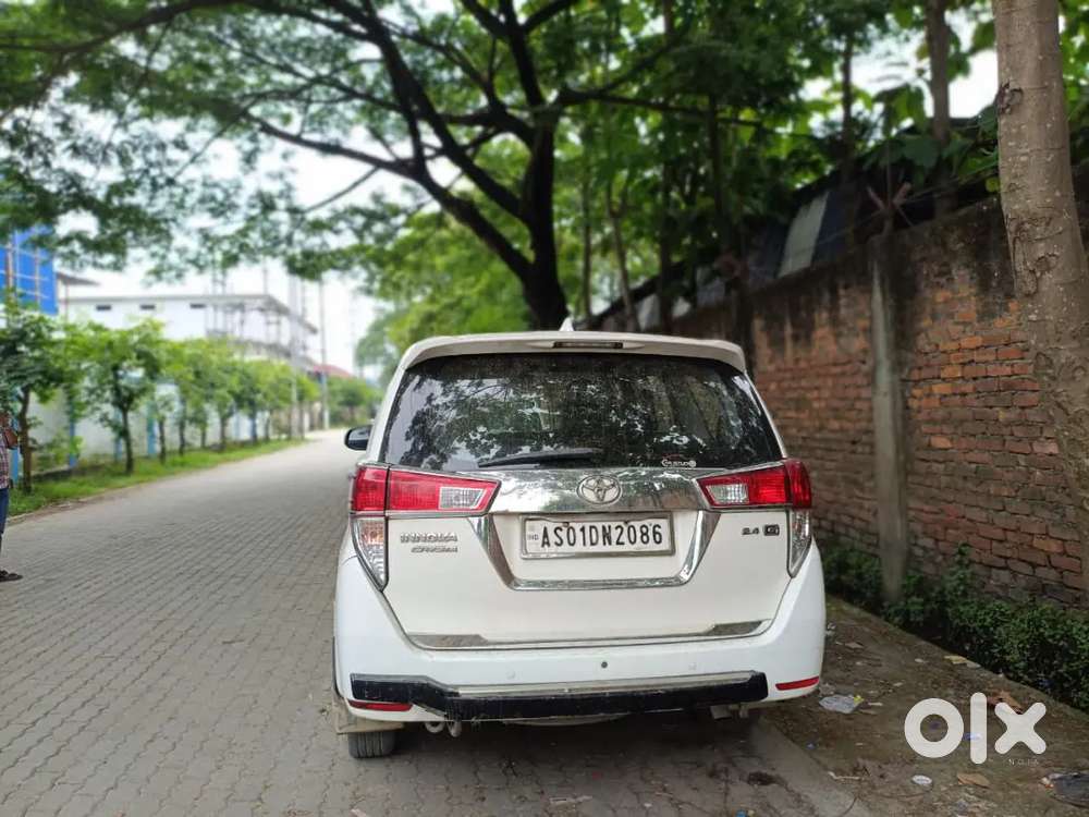 Toyota Innova Crysta 2017