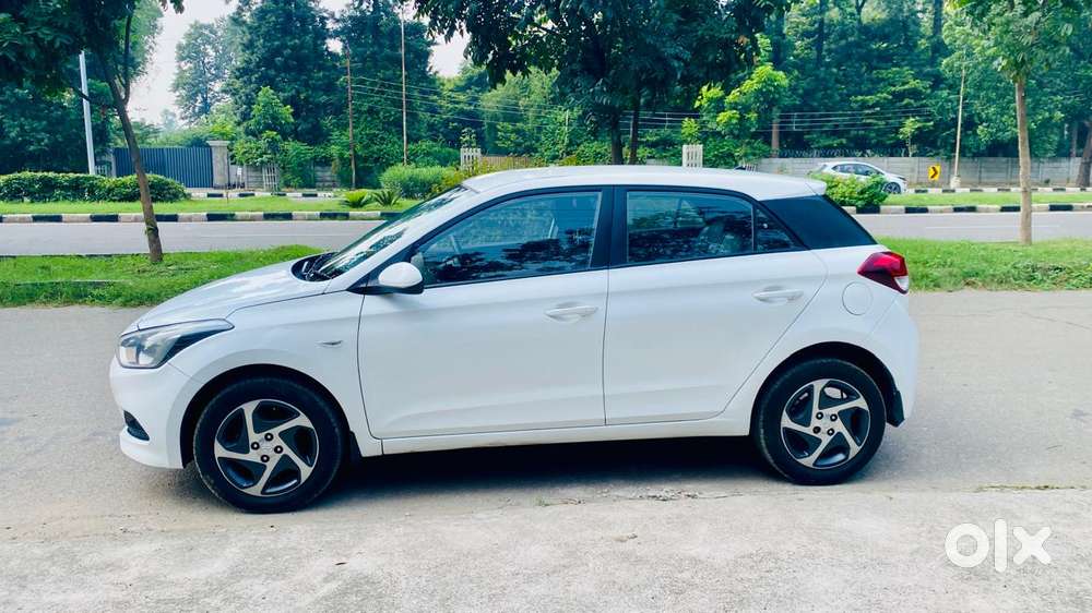 Hyundai I20 Magna Plus, 2015, Petrol