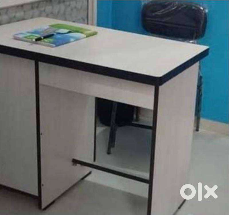 Olx used office table hotsell