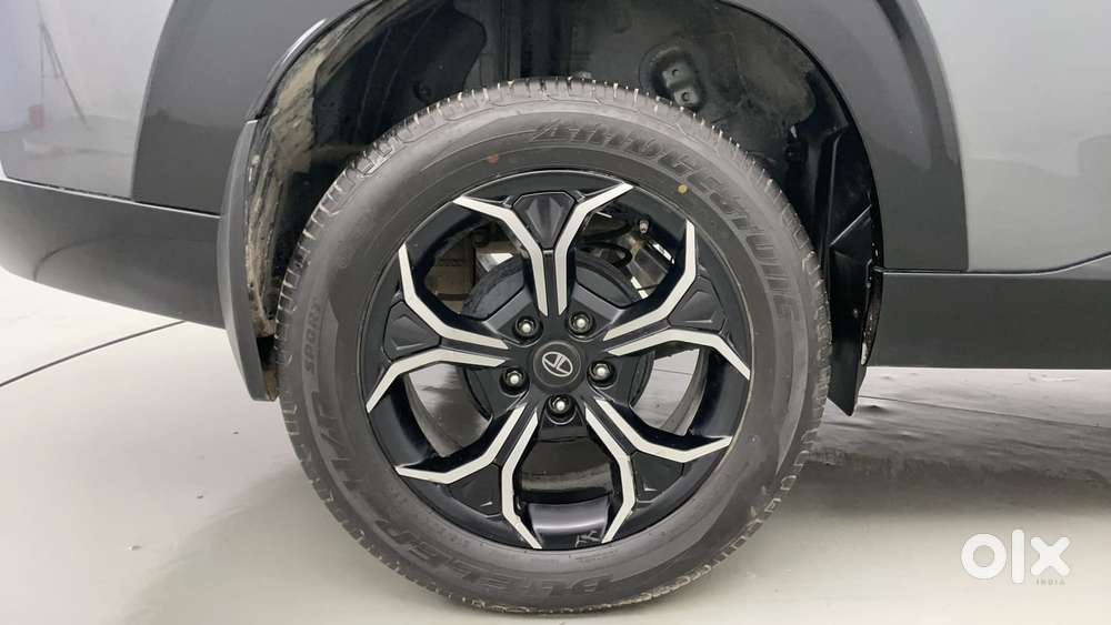 Tata Curvv Creative 1.2 Revotron Petrol 6mt, 2024, Petrol