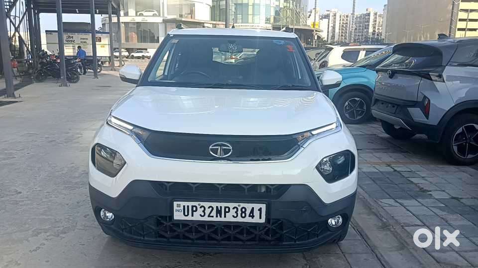 Tata Punch 1.2 Revotron Accomplished Dazzle Pack Mt, 2023, Petrol