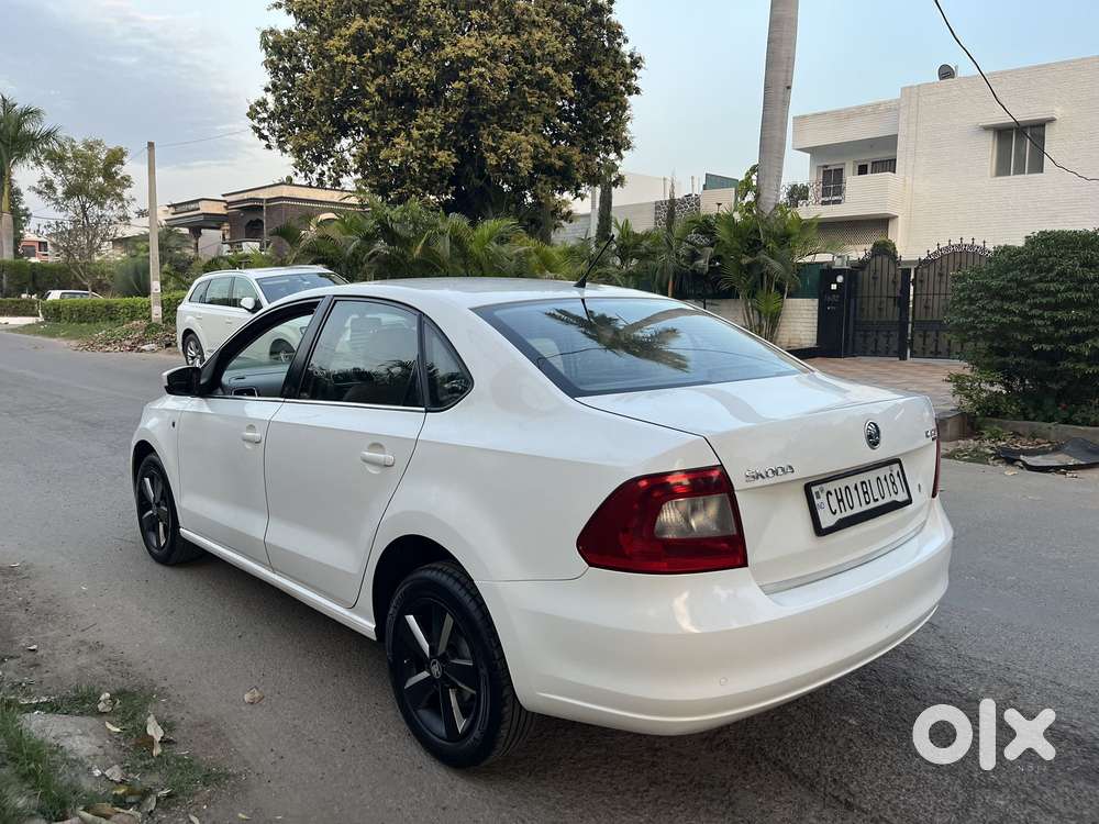 Skoda Rapid 2013-2016 1.6 Mpi Style Plus Black Package, 2015, Diesel