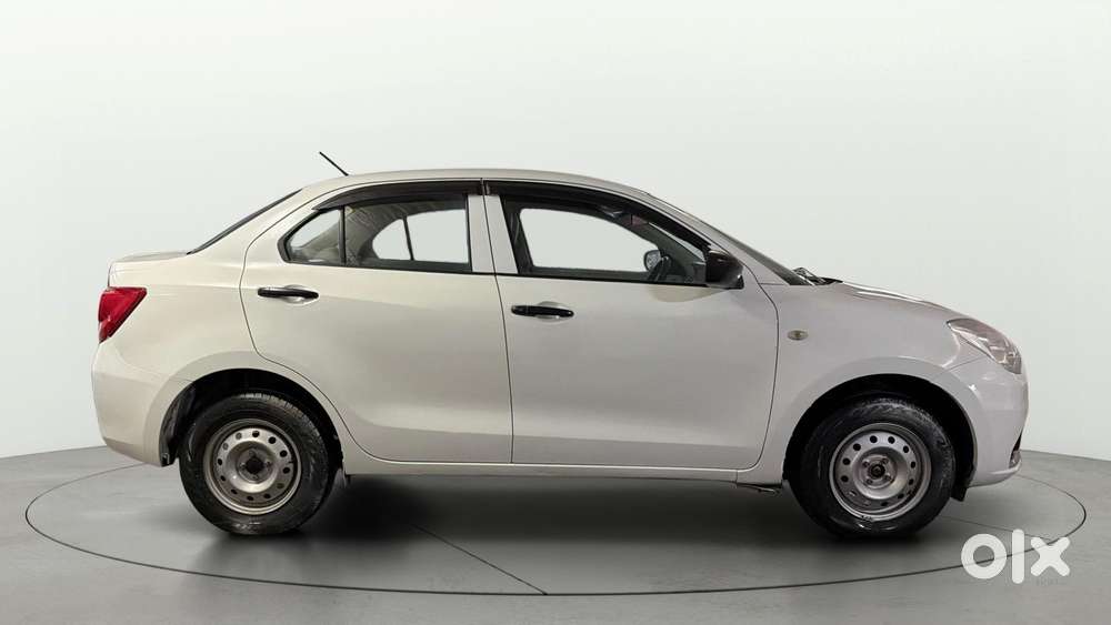 Maruti Suzuki Dzire 1.2 Lxi, 2022, Petrol