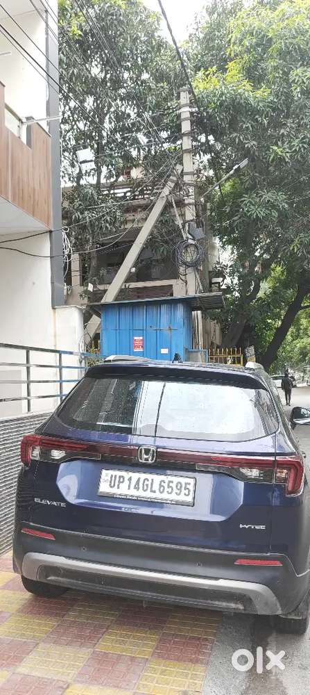 Honda Elevate 2024 Petrol Well Maintained