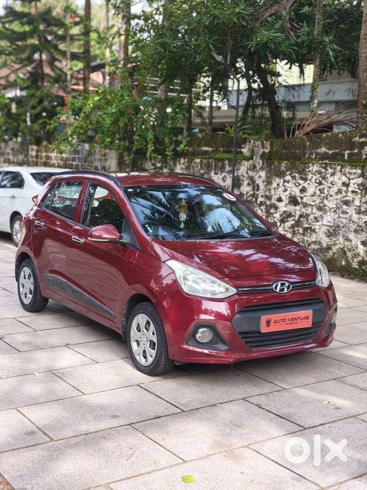 Hyundai I10 Sportz, 2013, Petrol
