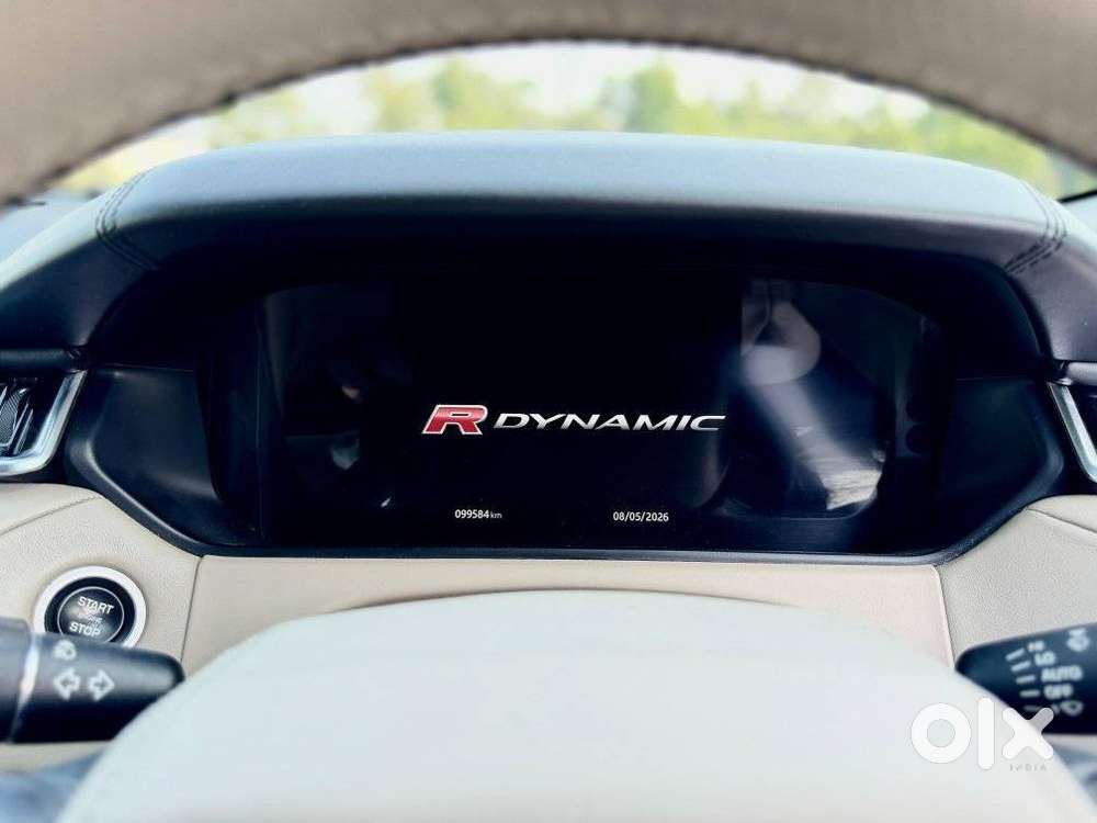 Land Rover Range Velar D180 R-dynamic S, 2018, Diesel