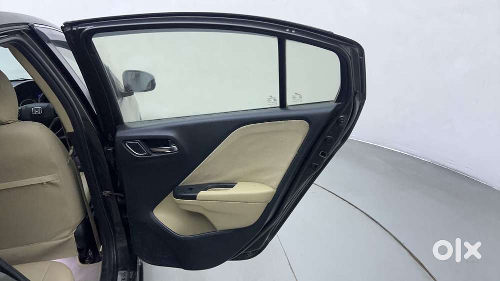Honda City I-vtec V, 2018, Petrol