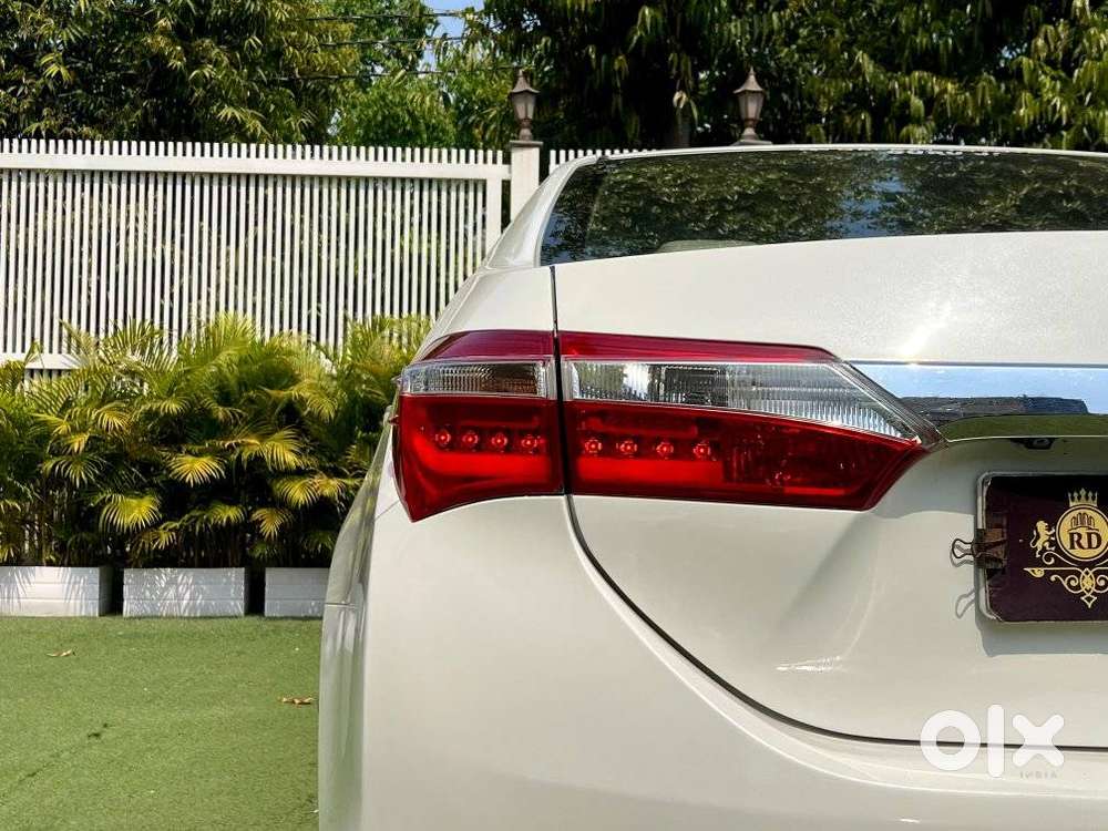 Toyota Corolla Altis 2013-2017 Vl At, 2015, Petrol