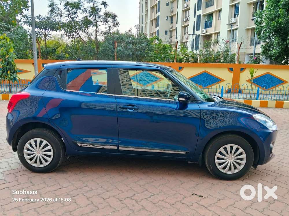Maruti Suzuki Swift 1.2 Vxi (o), 2022, Petrol
