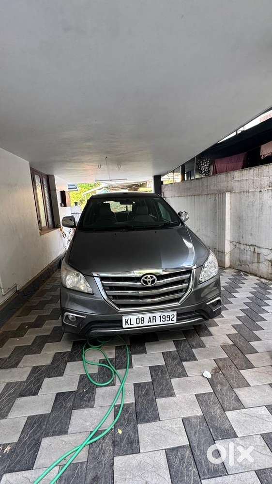 Toyota Innova 2009 Diesel 157000 Km Driven