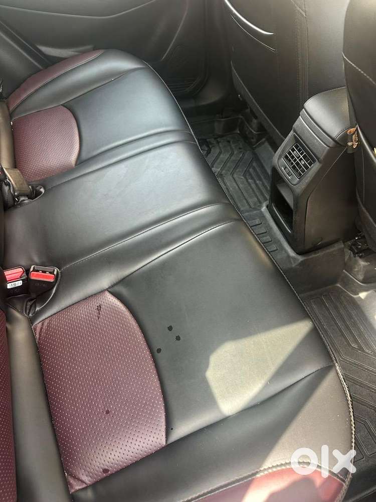 Maruti Suzuki Grand Vitara 2024 Petrol Well Maintained