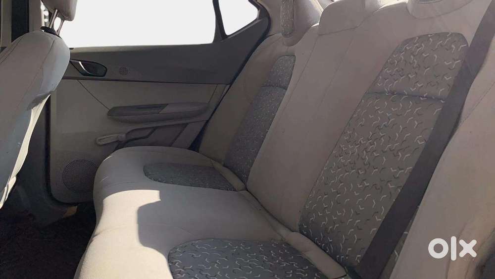 Tata Tigor Xe, 2021, Petrol