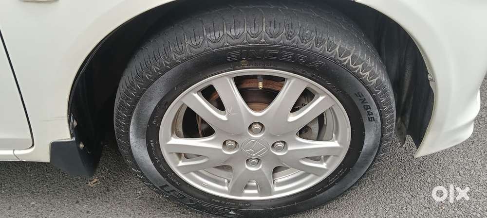 Honda Brio V Mt, 2014, Petrol