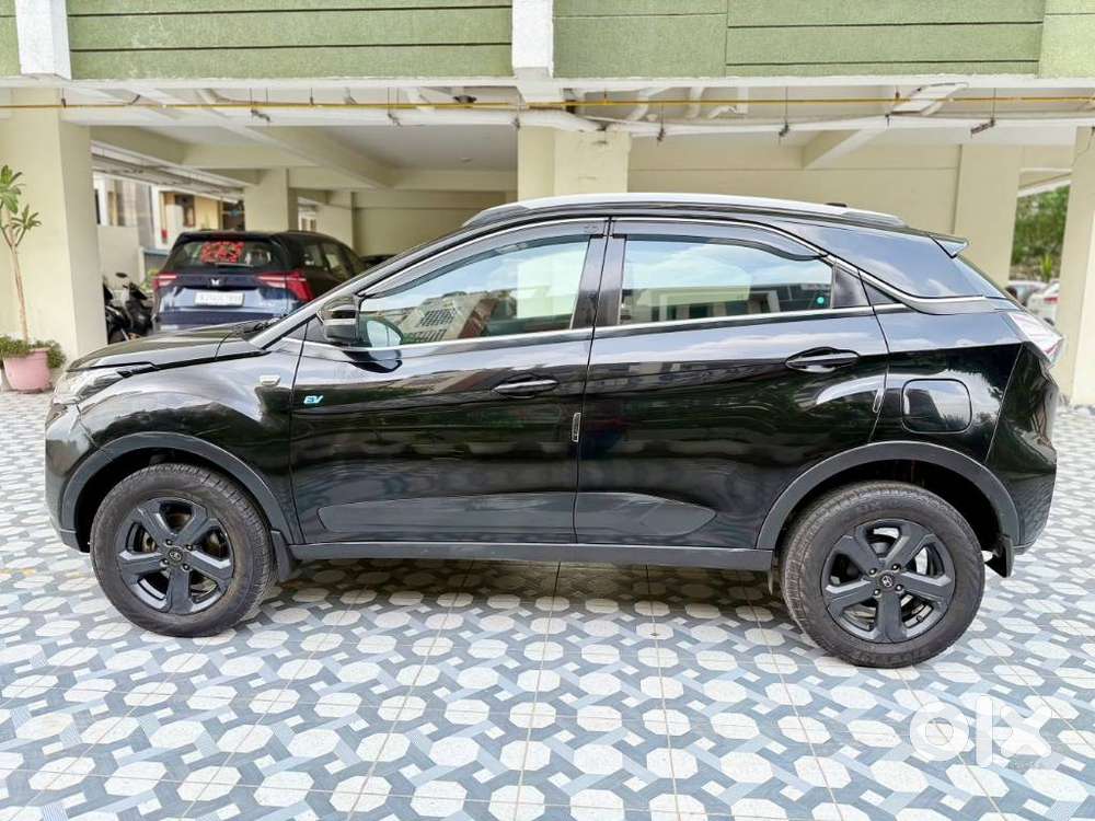 Tata Nexon Ev Xz Plus Dark Edition, 2022, Electric