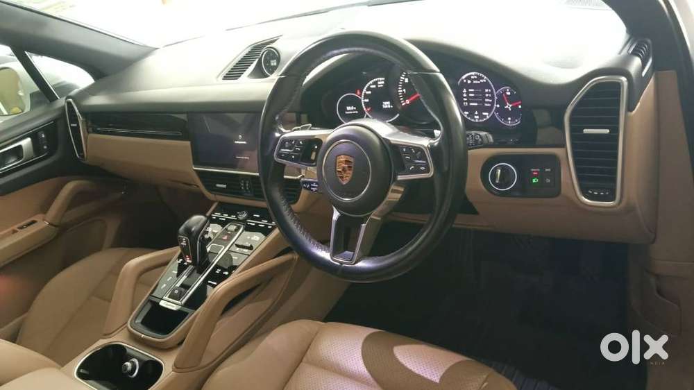 Porsche Cayenne 2022 Petrol Good Condition
