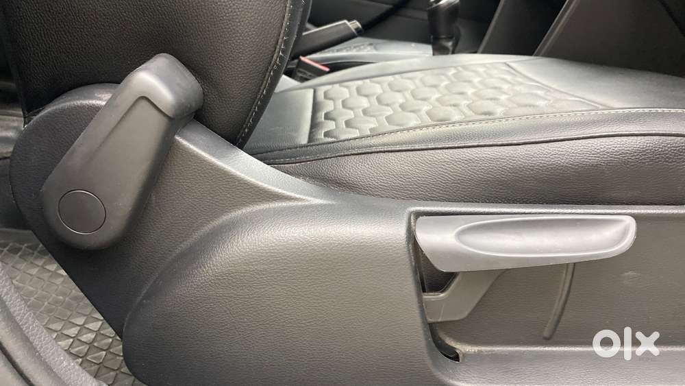 Volkswagen Polo 1.0 Tsi Comfortline At, 2021, Petrol