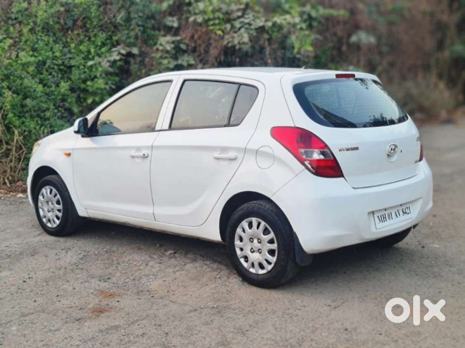 Hyundai I20 Magna 1.2 Mt, 2011, Petrol
