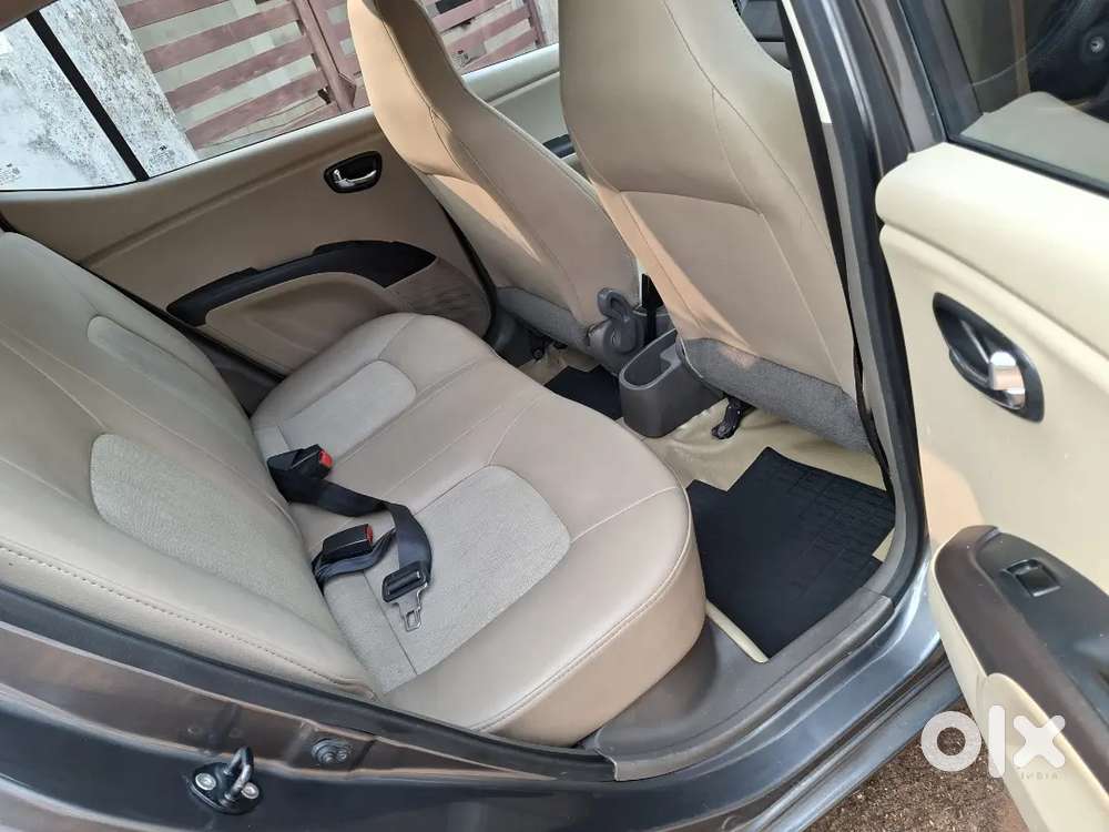 New Tyres. New Insurance. Centre Lock. 4 Door Power Window