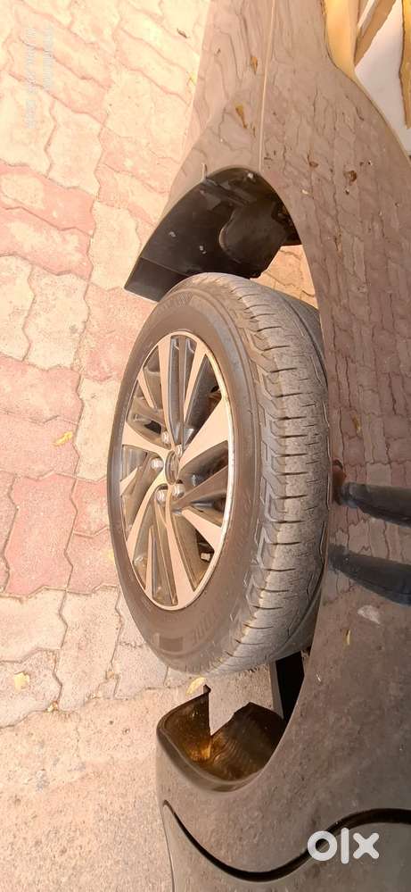Toyota Innova Crysta 2.4 Zx Mt, 2024, Diesel