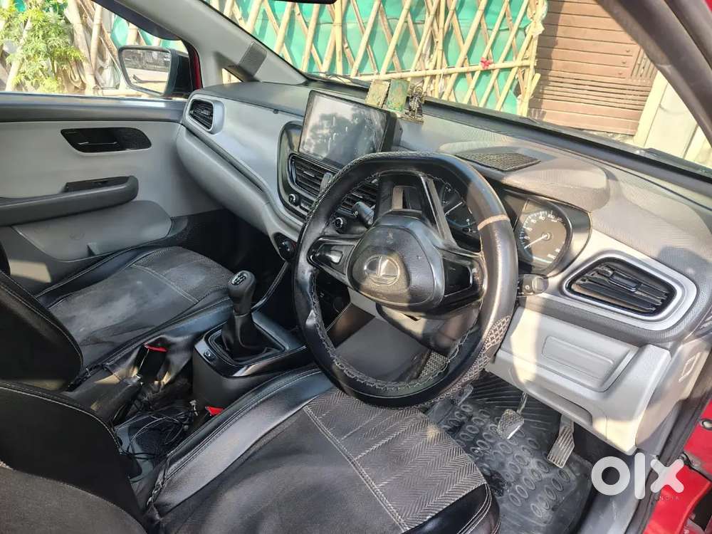 Tata Altroz 1.5 Xe 2021