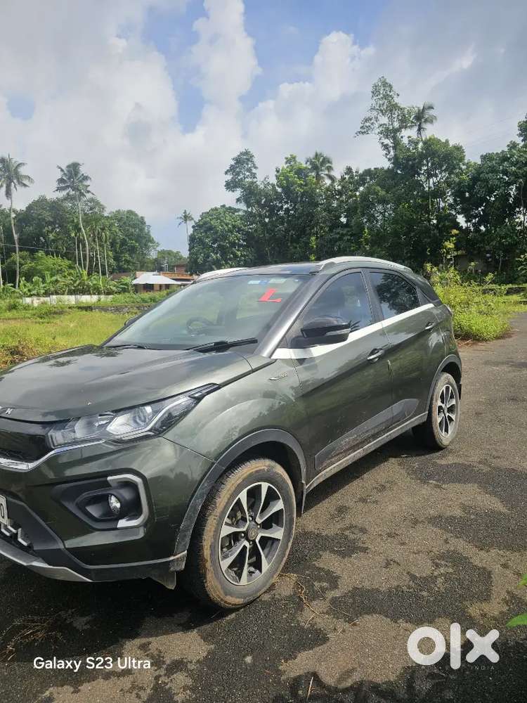 Tata Nexon Xza+ 1.5 Diesel Automatic (2021)