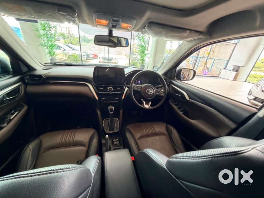 Toyota Urban Cruiser 1.5 Mid Grade At, 2024, Petrol