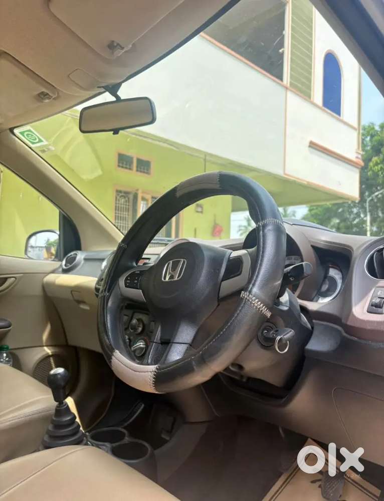 Honda Brio 2013 Petrol Well Maintained