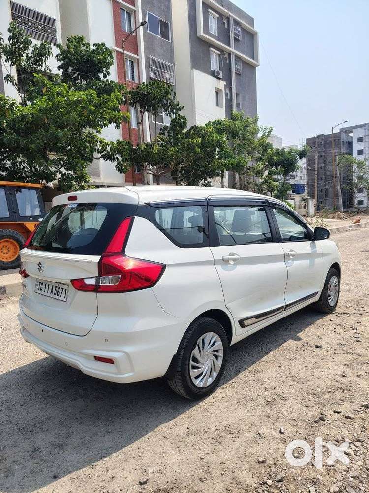 Maruti Suzuki Ertiga 1.4 Vxi Cng Anniversary Edition, 2024, Cng & Hy..