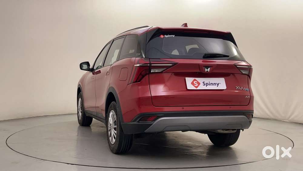 Mahindra Xuv700 2.0 Ax 3 Petrol At 5 Str, 2022, Petrol