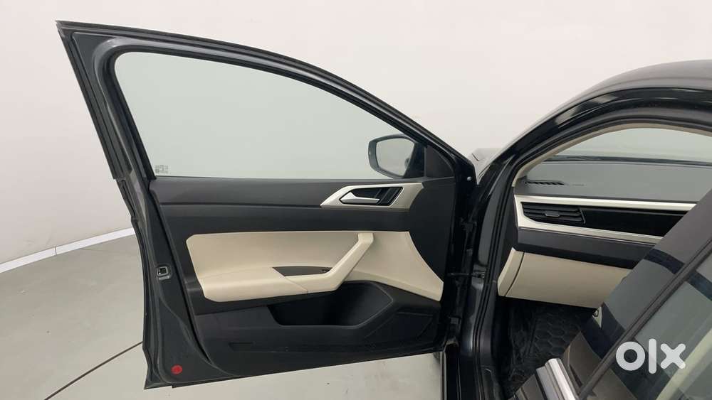 Volkswagen Virtus 1.0 Topline Tsi At, 2023, Petrol