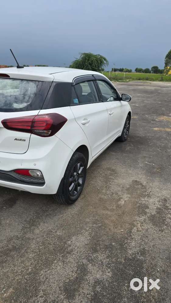 Hyundai Elite I20  /2018 /1.4 Astha